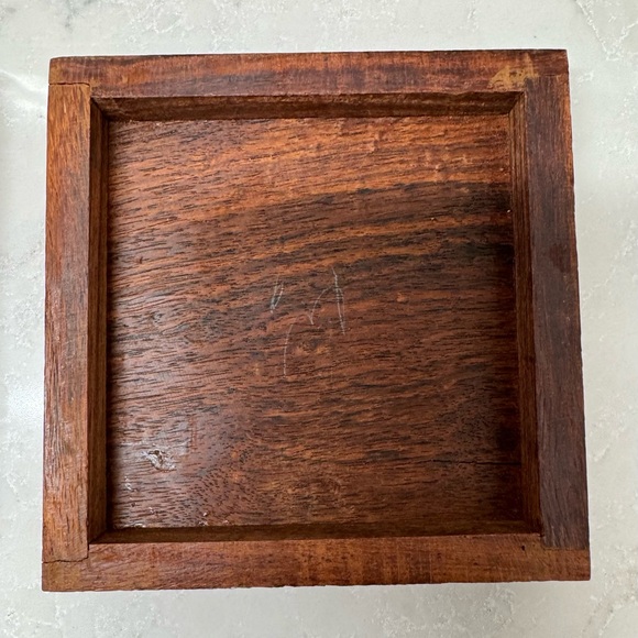 Indian hand-carved wooden jewelry box 4” x 4” trinket box decor - Picture 11 of 11